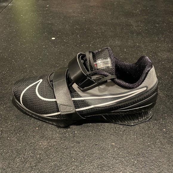 Men’s Nike Romaleo 4 - Picture 6 of 9